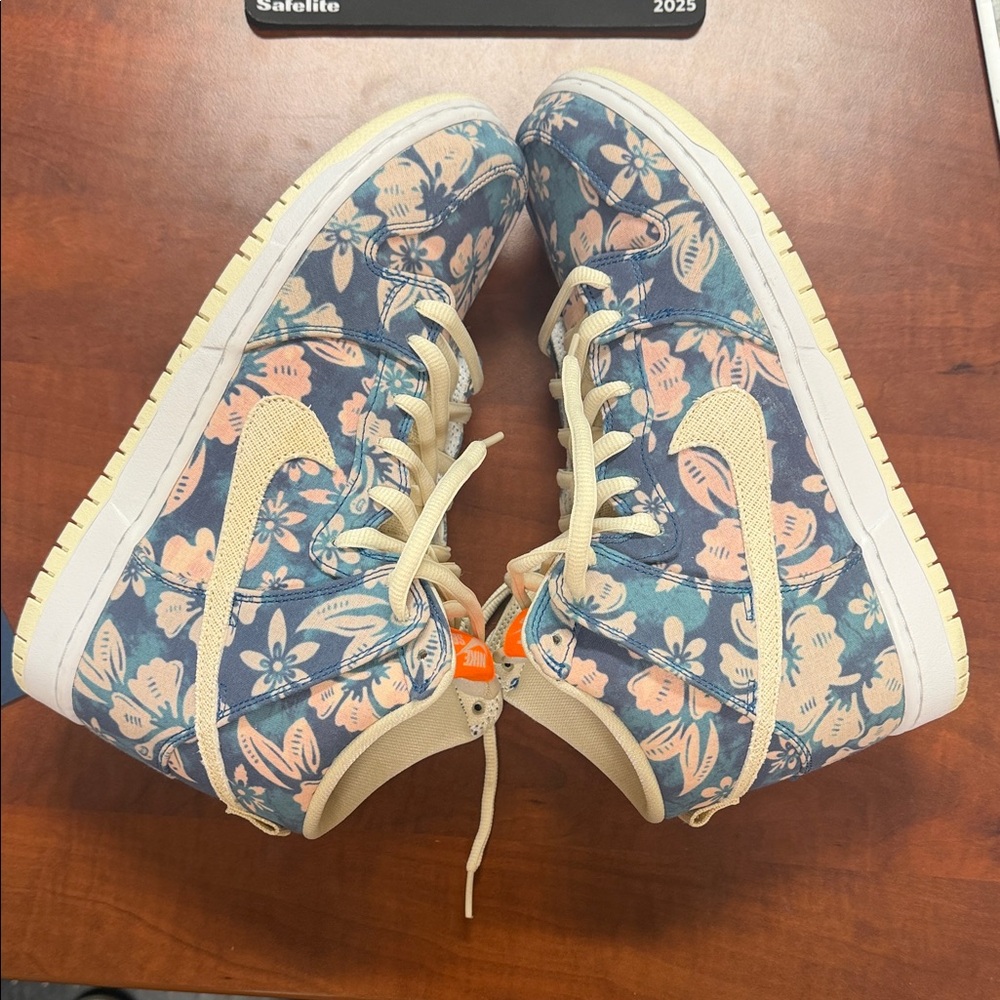 Nike Dunk High SB “Hawaii”